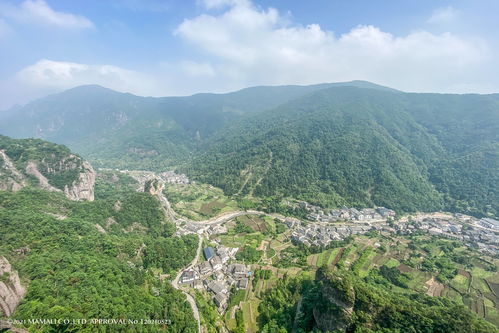 打卡東南第一山雁蕩山,僅一人獨自挑戰高難度飛亞達a線